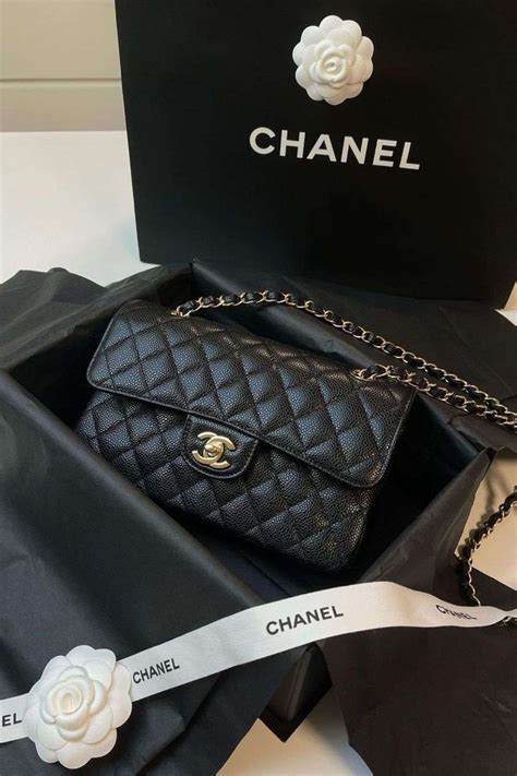 chanel lambskin quilted medium double flap|caviar vs lambskin chanel.